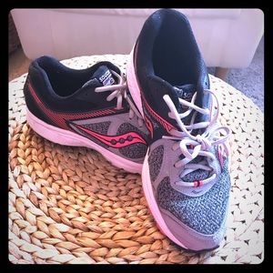 Saucony Womens Cohesion 10 Running Shoes Sneakers